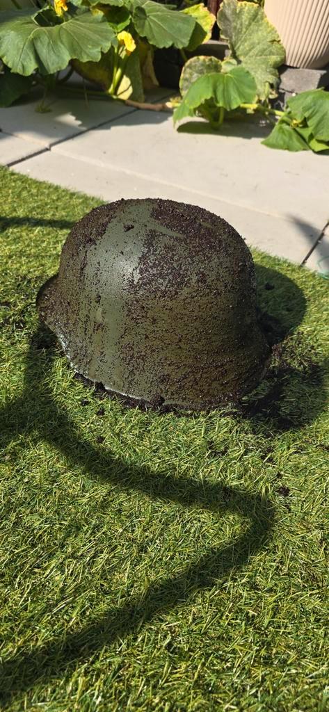 M35 Helm - gezocht nette relic zonder gaten, Verzamelen, Militaria | Algemeen, Helm of Baret, Ophalen of Verzenden