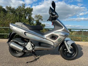 Dikke Gilera Runner 180 FXR Blauwe R Enkeldisk (180cc,125cc) beschikbaar voor biedingen