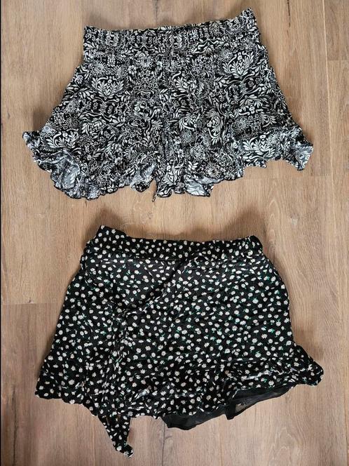 2x zara skort broek rokje rok maat s zwart wit, Kleding | Dames, Rokken, Zo goed als nieuw, Maat 36 (S), Zwart, Boven de knie
