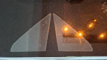 Golf mk2 driehoekraam L en R blank zonder gravering  beschikbaar voor biedingen