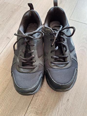 Skechers sneakers zwart – maat 41
 beschikbaar voor biedingen