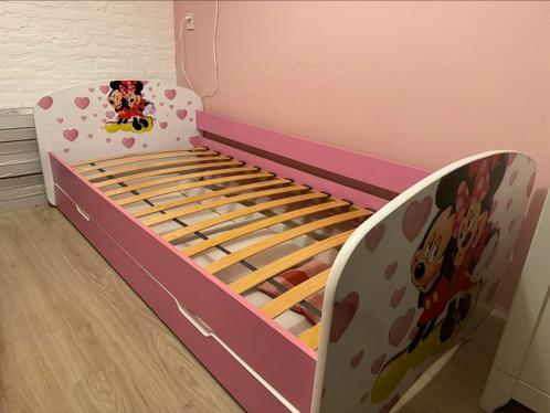 Mickey en Minnie mouse bed, Kinderen en Baby's, Kinderkamer | Bedden, Zo goed als nieuw, 180 cm of meer, 85 tot 100 cm, Ophalen