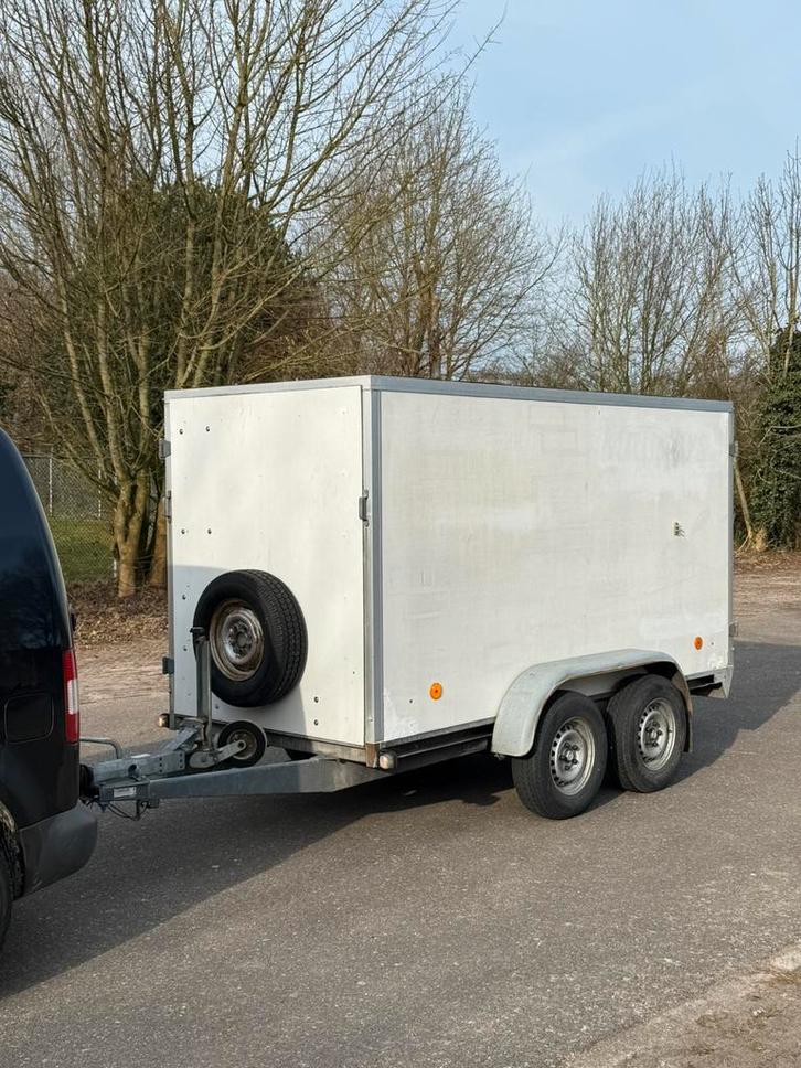 Gesloten aanhanger te huur, Caravans en Kamperen, Verhuur