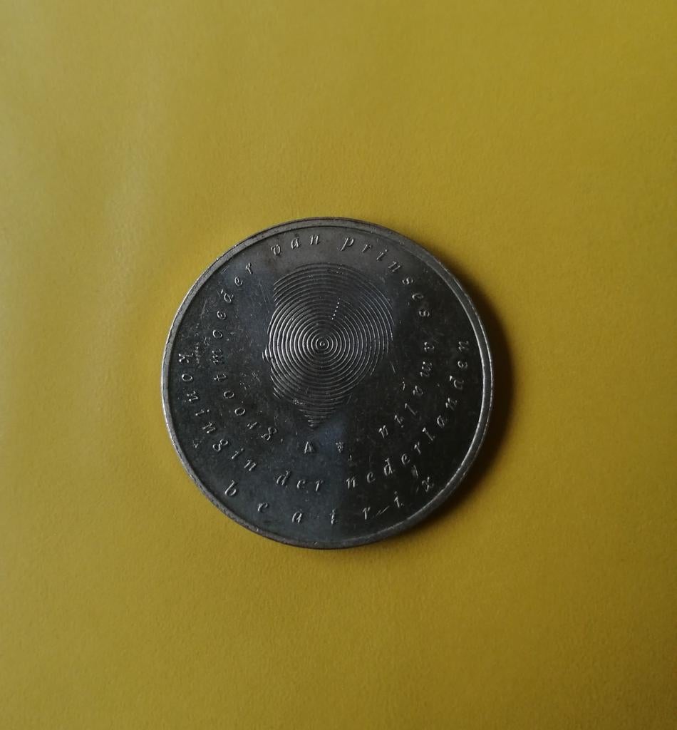 Zilveren 10 euro Amalia geboortemunt 2004, Postzegels en Munten, Munten | Nederland, Verzenden, Koningin Beatrix, 10 gulden, Zilver