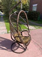 Hangstoel rotan met standaard – boho / vintage sfeer, Ophalen, Gebruikt, Rotan