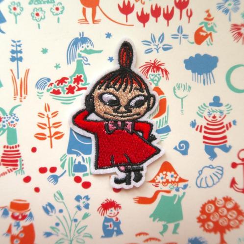 Little My van Moomins opstrijk plaatje patch badge embleem, Hobby en Vrije tijd, Kledingapplicaties en Hotfix, Nieuw, Overige applicaties