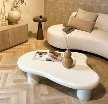 Organische salontafel - 120 x 90 x 40 cm  beschikbaar voor biedingen