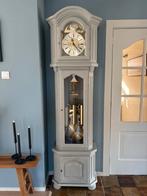 Mooie Tempus Fugit staande klok, Ophalen