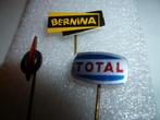 1 Bernina Naaimachine & 3 total Benzine speldjes., Verzamelen, Speldjes, Pins en Buttons, Ophalen of Verzenden, Zo goed als nieuw