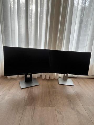 2x Dell Monitor 23/24 inch 60Hz- Zelfde scherm, andere voet beschikbaar voor biedingen