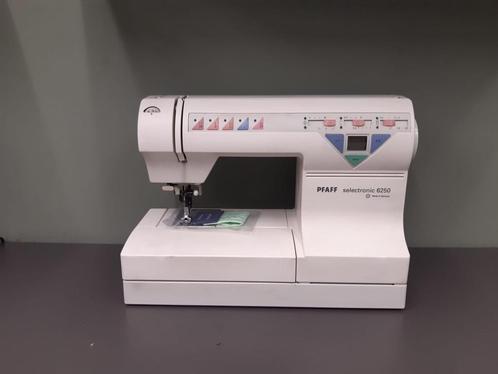 Pfaff selectronic 6250 met IDT naaimachine, Hobby en Vrije tijd, Naaimachines en Toebehoren, Gebruikt, Pfaff, Ophalen of Verzenden