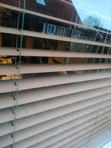 Luxaflex aluminium houtlook diverse maten hoogte 140 beschikbaar voor biedingen