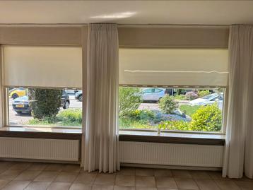 Rolgordijnen beschikbaar voor biedingen