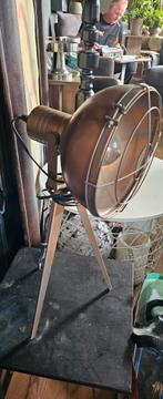 Koperkleurige lamp op 3 poot metaal, Ophalen, Zo goed als nieuw, Metaal, Minder dan 100 cm
