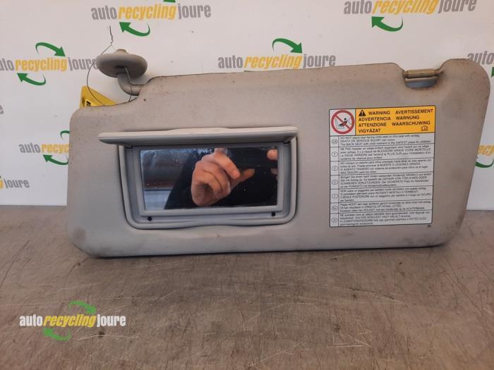 Zonneklep van een Suzuki Grand Vitara (Grand Vitara 05-), Auto-onderdelen, Interieur en Bekleding, Suzuki, Gebruikt, 3 maanden garantie