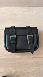 Leren heuptasje (te bevestigen aan een riem), Ophalen, Zo goed als nieuw