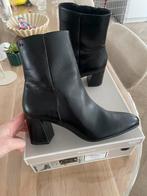 Tamaris enkellaarzen 39, Kleding | Dames, Schoenen, Ophalen of Verzenden, Zo goed als nieuw, Zwart