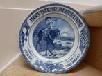 Bevrijdings items Bord en vaasje., Ophalen of Verzenden