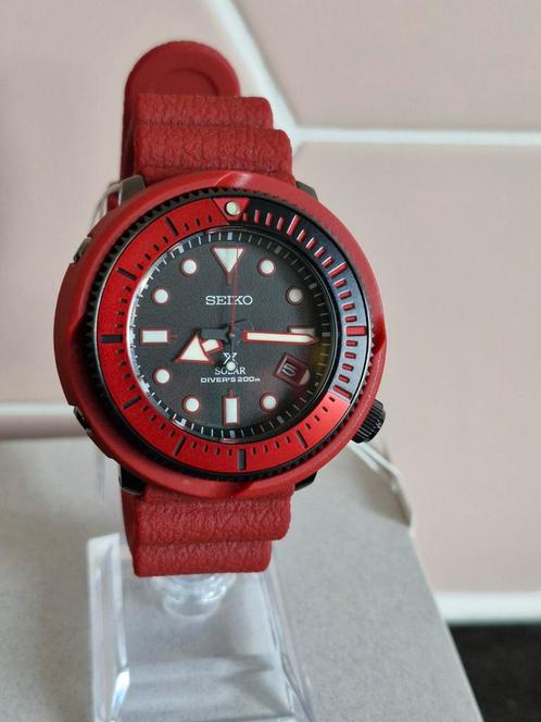 Seiko Prospex "tuna" Red limitededition, Sieraden, Tassen en Uiterlijk, Horloges | Heren, Nieuw, Seiko, Staal, Staal, Ophalen of Verzenden