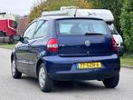 Volkswagen Fox 1.2 Trendline 07-11-2025 APK*NAP*AUX*Stuurbek, Auto's, Voorwielaandrijving, 969 kg, 1198 cc, Metallic lak