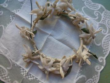 Antiek Bloemenkransje / Kroontje ‘Edelweiss’ (haaraccessoire beschikbaar voor biedingen