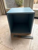 IKEA EKET blauw kastje met ophangbeugel, Ophalen, Met plank(en), Gebruikt, Minder dan 100 cm