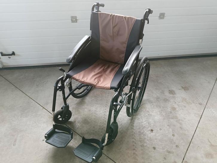 G-logic, lichtgewicht rolstoel, Diversen, Rolstoelen, Zo goed als nieuw, Duwrolstoel, Ophalen