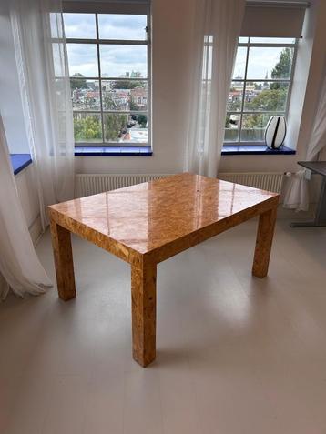 Unieke design tafel van Tjalk Lokhorst beschikbaar voor biedingen