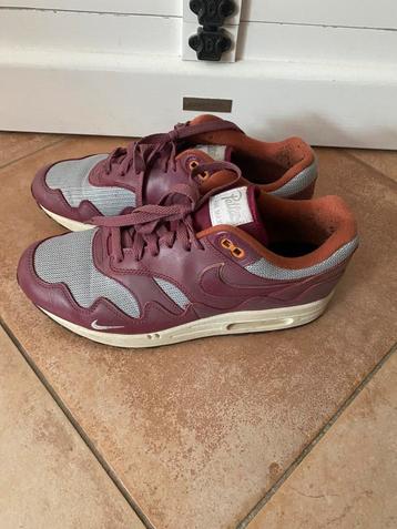 Nike x Patta mt 42,5 beschikbaar voor biedingen