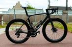 Trek Madone SLR 7 AXS Gen 8 M/L (56), Fietsen en Brommers, Fietsen | Racefietsen, Carbon, Zo goed als nieuw, Meer dan 20 versnellingen