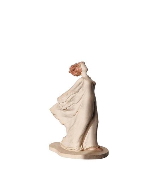 Beeld van vrouw in jurk, trots vastberaden dapper art nouvea, Antiek en Kunst, Kunst | Beelden en Houtsnijwerken, Ophalen of Verzenden