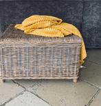 Rieten/rotan poef/hocker in de stijl van Riviera Maison., Huis en Inrichting, Ophalen, Minder dan 75 cm, Nieuw, Riet of Rotan