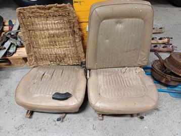Set mustang 1968 stoelen voor opnieuw bekleden beschikbaar voor biedingen