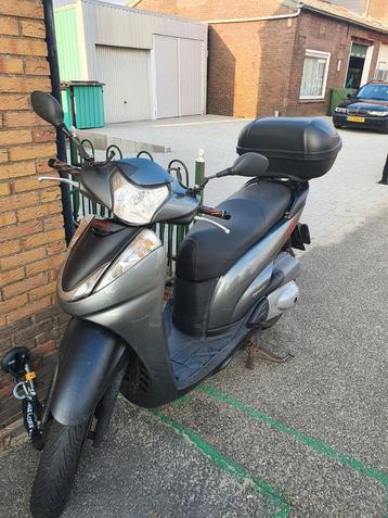 Honda SH 300 bj2010 motorscooter  beschikbaar voor biedingen