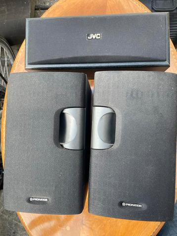 JVC/Pioneer Stereo Set - 110/60 Watt beschikbaar voor biedingen