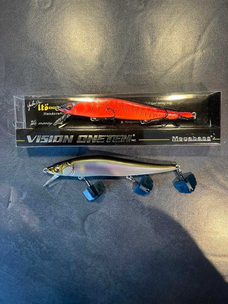 2x megabass vision oneten, Watersport en Boten, Hengelsport | Roofvissen, Ophalen, Zo goed als nieuw, Overige typen