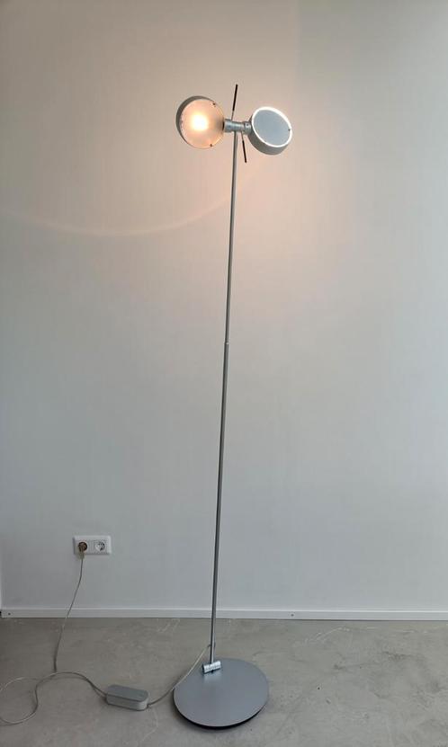 Occhio Sento Terra vloerlamp, Huis en Inrichting, Lampen | Vloerlampen, Zo goed als nieuw, 150 tot 200 cm, Metaal, Overige materialen