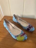 Aparte blauw gestippelde leren pumps van Voo&Doo, maat 38,5, Pumps, Zo goed als nieuw, Voo&Doo, Verzenden
