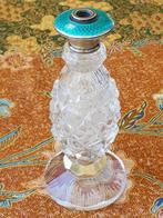 Antieke Engelse parfumfles van kristal en zilver 14,3 cm., Antiek en Kunst, Antiek | Woonaccessoires, Ophalen of Verzenden