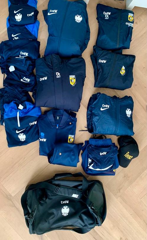 Vitessekleding CvdW: tas, sofshell, regenjas, pet, Sport en Fitness, Voetbal, Zo goed als nieuw, Ophalen of Verzenden