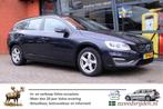 Volvo V60 2.0 T4 190 pk Nordic+, Xenon, Adaptieve CC, Trekha, Auto's, Gebruikt, Blauw, Leder en Stof, Handgeschakeld