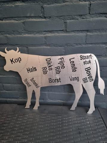 Geborsteld RVS koe beschikbaar voor biedingen