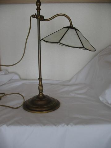 Verstelbare Tiffany kap op  Koperen Lampenvoet Vintage beschikbaar voor biedingen