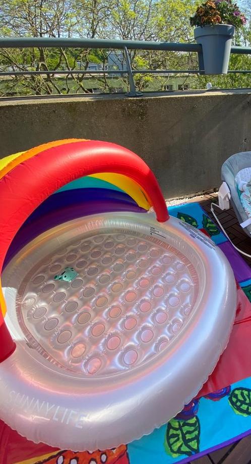 Uniek zwembadje met regenboog, met watersproeierfunctie!, Tuin en Terras, Zwembaden, Zo goed als nieuw, Minder dan 80 cm, Minder dan 200 cm