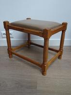Vintage poef / voetenbankje / kruk, Minder dan 50 cm, Gebruikt, 50 tot 75 cm, Hout