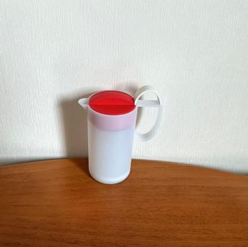 Tupperware Melkopschuimer 500 ml. €12,50 beschikbaar voor biedingen