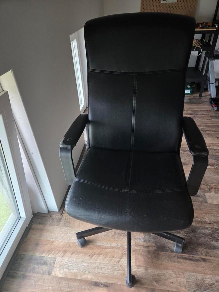Zwarte Ikea bureaustoel - Gebruikt, Huis en Inrichting, Bureaustoelen, Gebruikt, Bureaustoel, Zwart, Ophalen