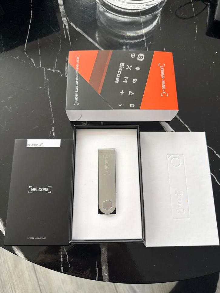 Ledger Nano X - Zo goed als nieuw!, Computers en Software, Overige Computers en Software, Zo goed als nieuw, Ophalen of Verzenden