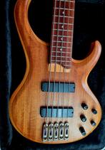 Ibanez BTB 705 5-snarige bas met koffer, Ophalen of Verzenden, Gebruikt, Elektrisch, 5-snarig