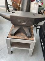 Kohlswa Zweden aambeeld 134 KG met origineel onderstel, Doe-het-zelf en Verbouw, Ophalen, Gebruikt